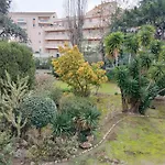 Cozy, Terrasse, Parking, A 2 Pas D'ici * Saint-Raphaël