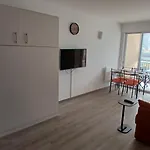 Cozy, Terrasse, Parking, A 2 Pas D'ici * Saint-Raphael (Var)