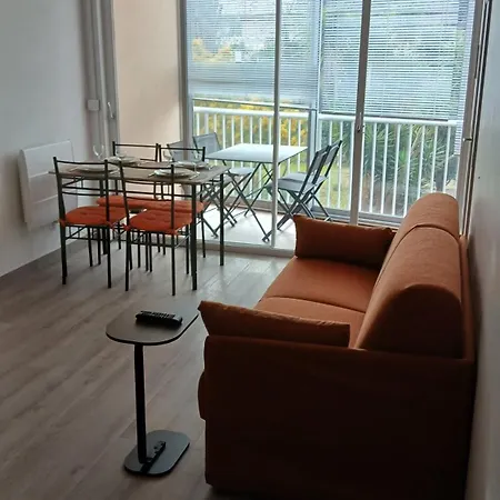 Apartment Cozy, Terrasse, Parking, A 2 Pas D'ici