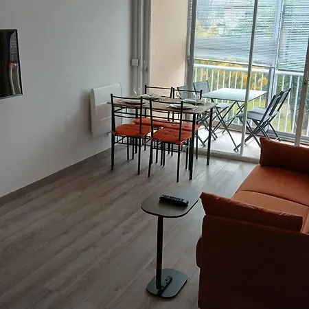 Cozy, Terrasse, Parking, A 2 Pas D'ici Saint-Raphael (Var)