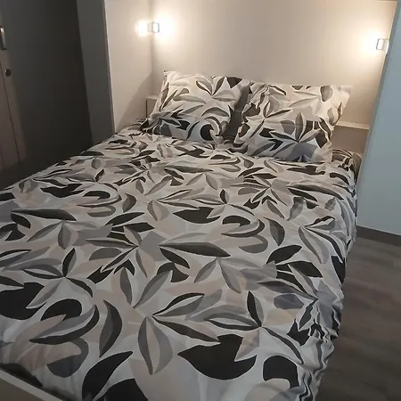 Cozy, Terrasse, Parking, A 2 Pas D'ici * Saint-Raphael (Var)