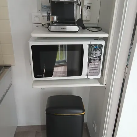 Apartment Cozy, Terrasse, Parking, A 2 Pas D'ici