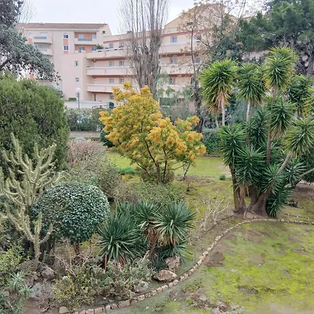 Cozy, Terrasse, Parking, A 2 Pas D'ici * Saint-Raphael (Var)